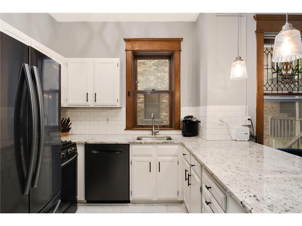 635 Grand Avenue #4 Saint Paul MN 55105 7056060 image3