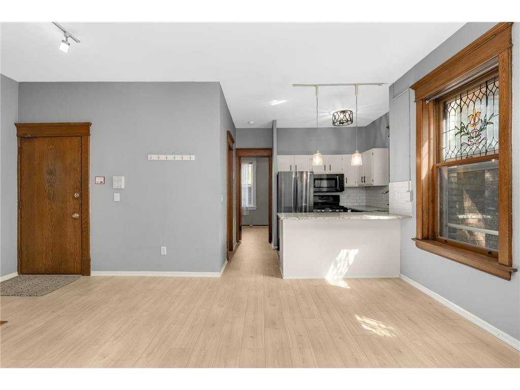 635 Grand Avenue #4 Saint Paul MN 55105 7056060 image5