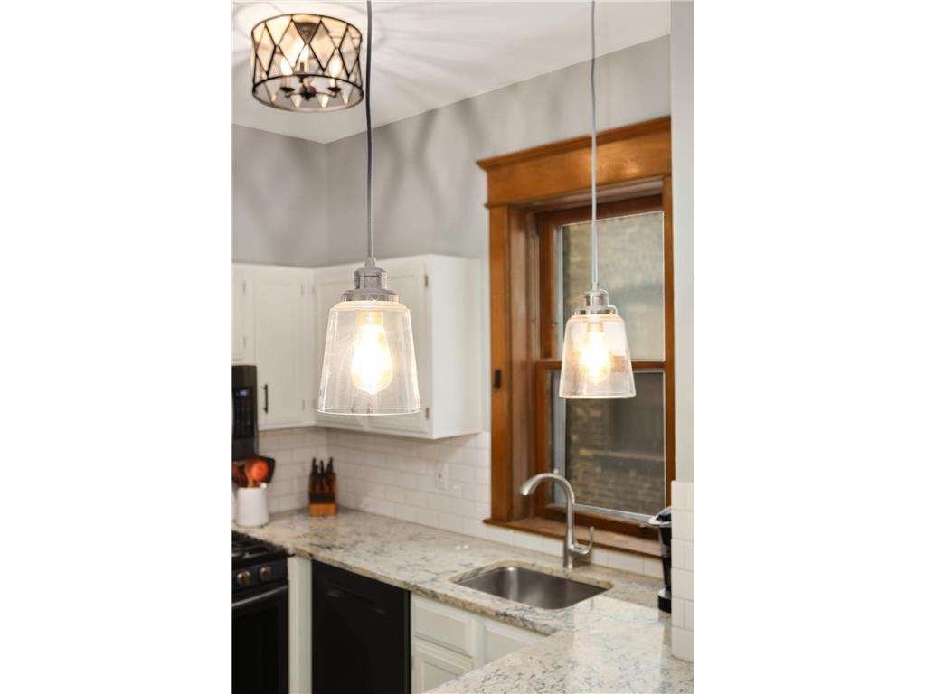 635 Grand Avenue #4 Saint Paul MN 55105 7056060 image6