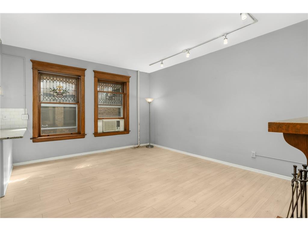 635 Grand Avenue #4 Saint Paul MN 55105 7056060 image7