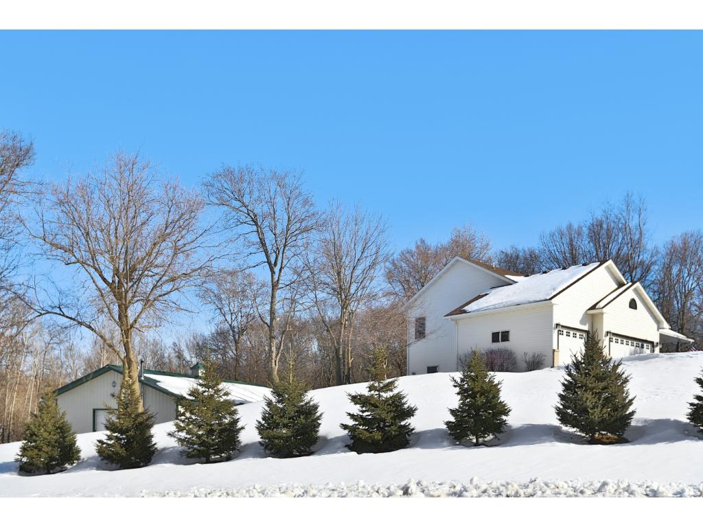 635 Hillary Farm Road, Hudson, WI 54016 MLS 4912483 Edina Realty