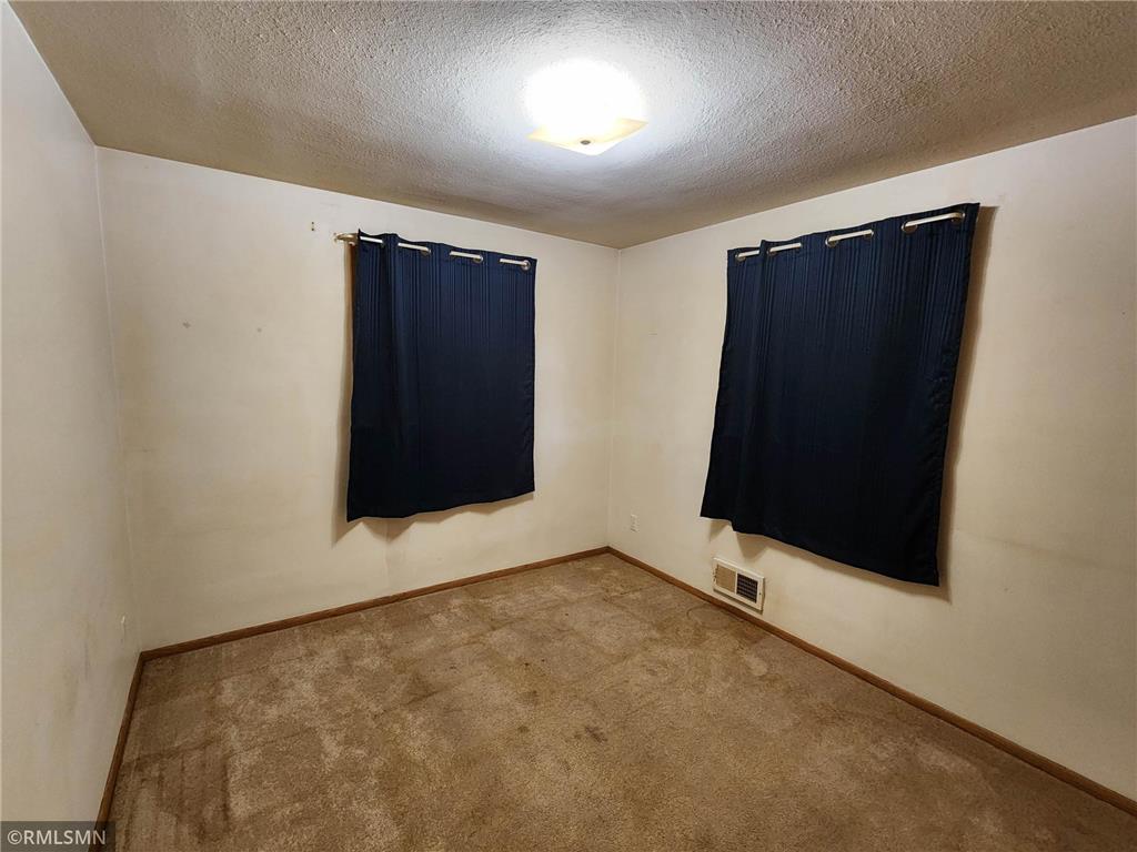 635 Hillcrest Road NE Hutchinson MN 55350 6769598 image5