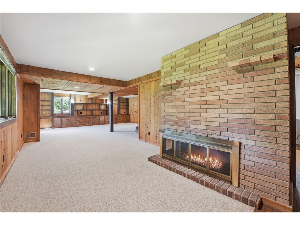 635 Iona Lane Roseville MN 55113 7089960 image26