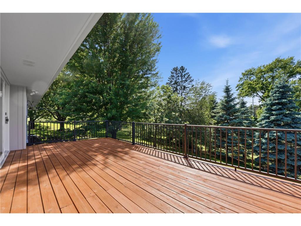 635 Iona Lane Roseville MN 55113 7089960 image41