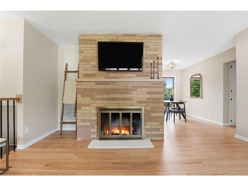 635 Iona Lane Roseville MN 55113 7089960 image8
