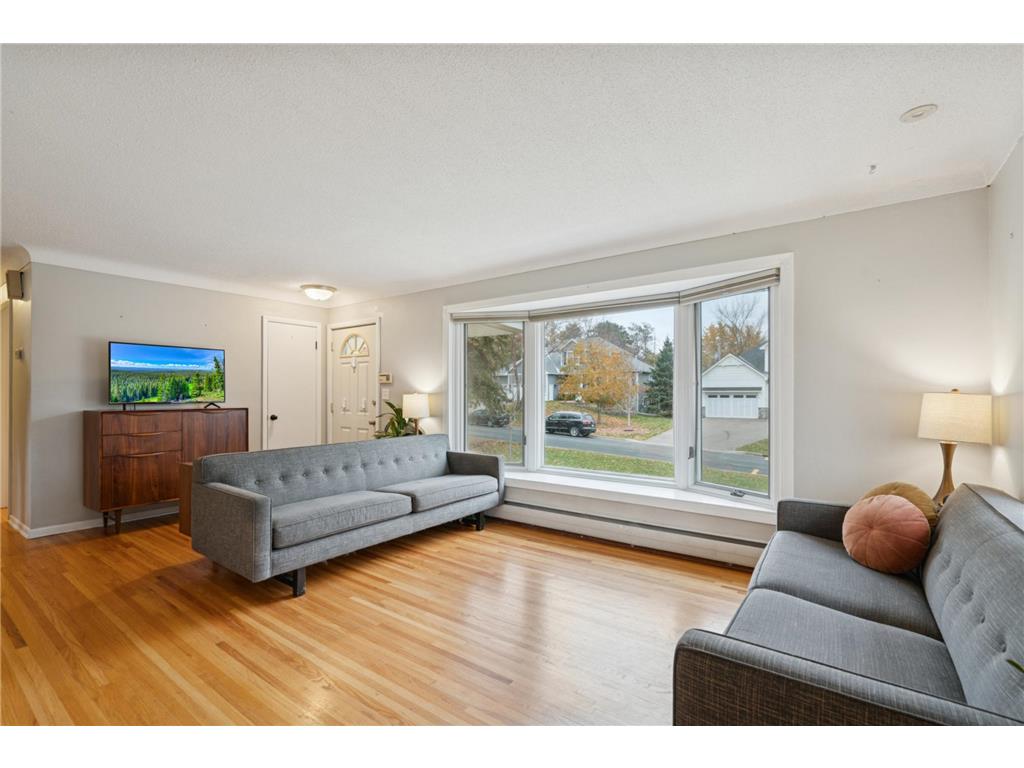 635 Ivy Falls Avenue Mendota Heights MN 55118 6785493 image3