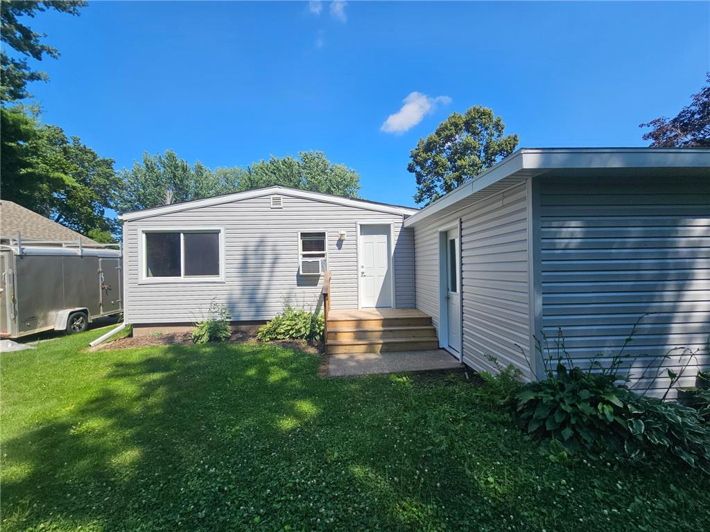 635 Park Avenue New Richmond WI 54017 7064151 image2
