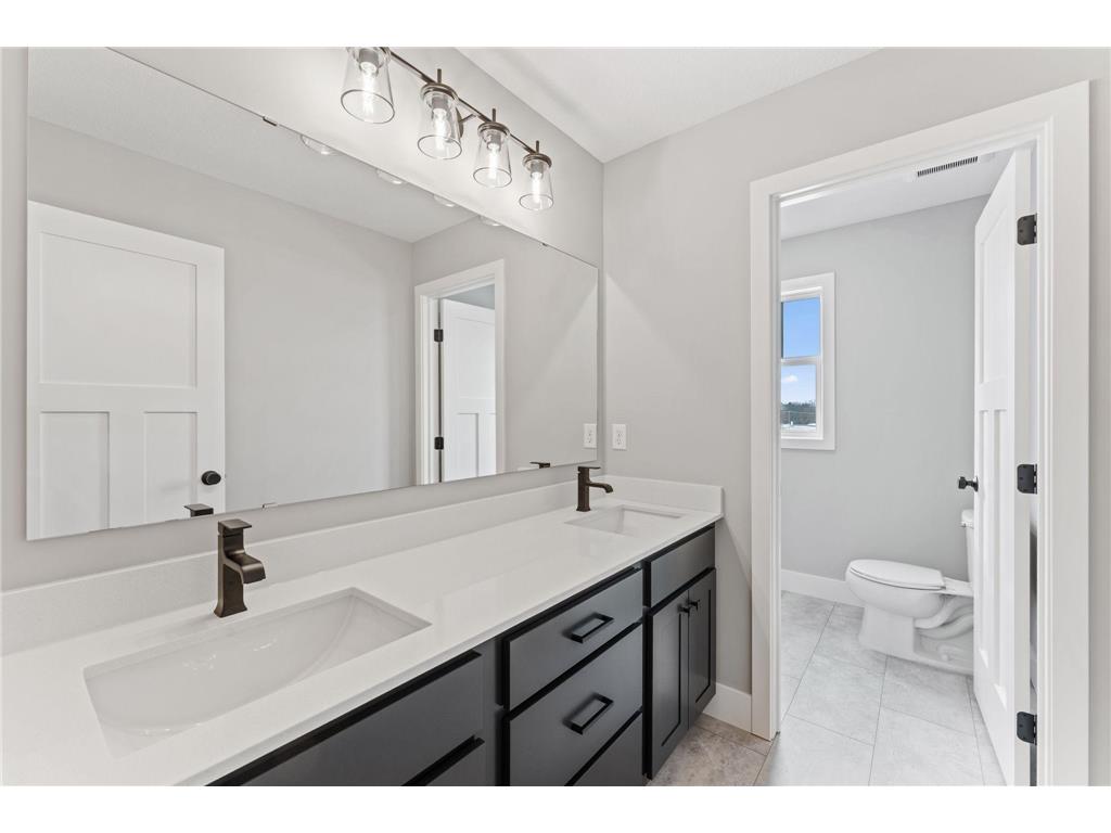 635 Parkside Court Eagan MN 55123 6780921 image22