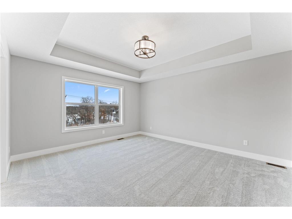 635 Parkside Court Eagan MN 55123 6780921 image28