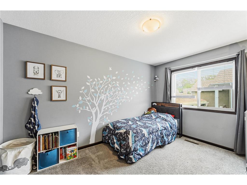635 Strafford Drive Zumbrota MN 55992 7067913 image16