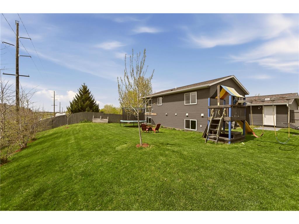 635 Strafford Drive Zumbrota MN 55992 7067913 image3