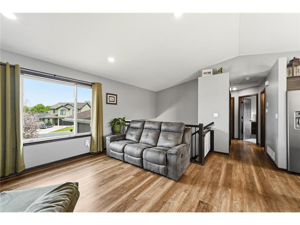 635 Strafford Drive Zumbrota MN 55992 7067913 image6