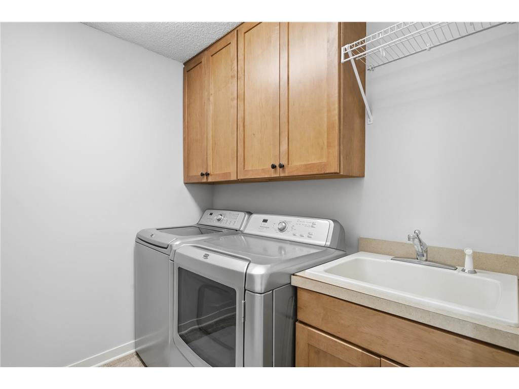 635 Willoughby Way W Minnetonka MN 55305 7081222 image30