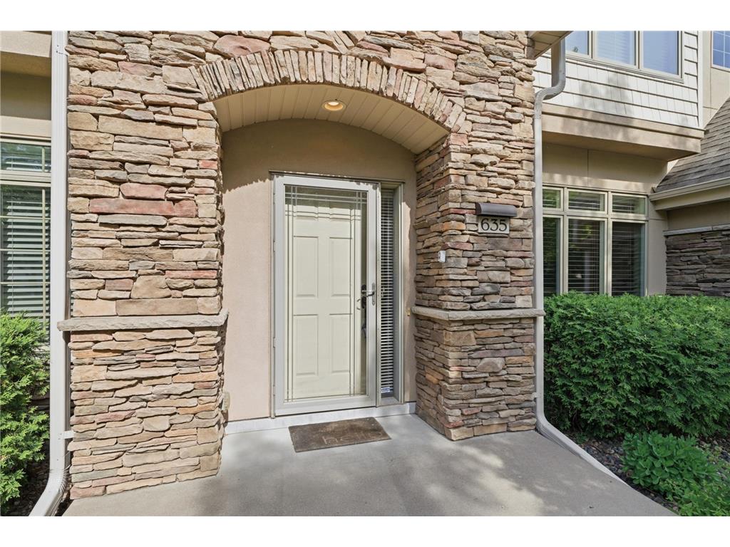 635 Willoughby Way W Minnetonka MN 55305 7081222 image50