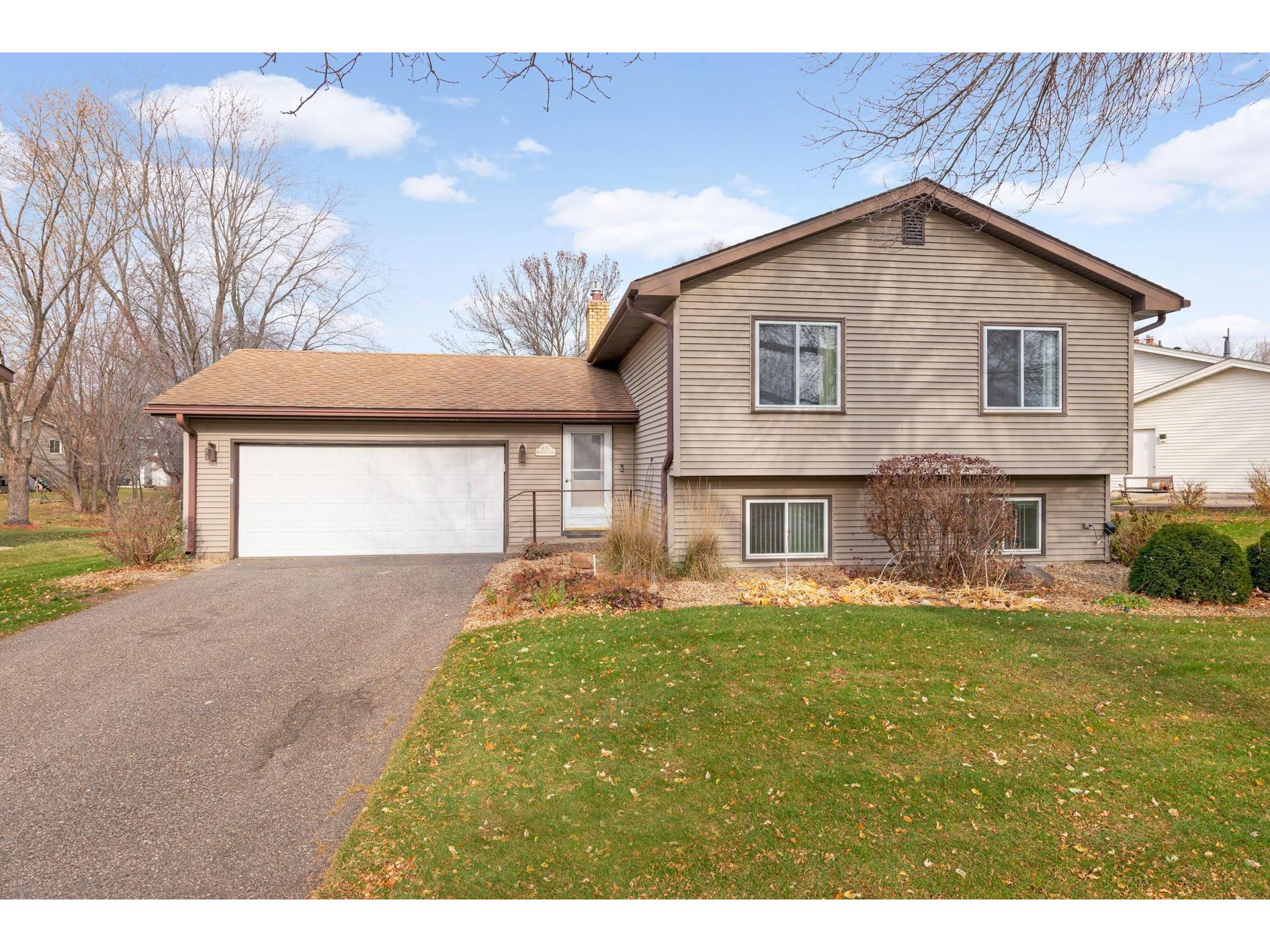 635 Willow Grove Lane Vadnais Heights MN 55127 6126970 image1
