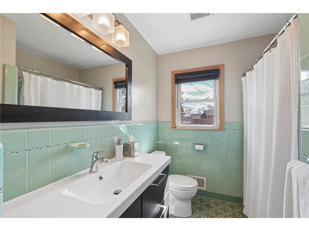 6351 Dogwood Avenue Chanhassen MN 55331 - Minnewashta 7047314 image15