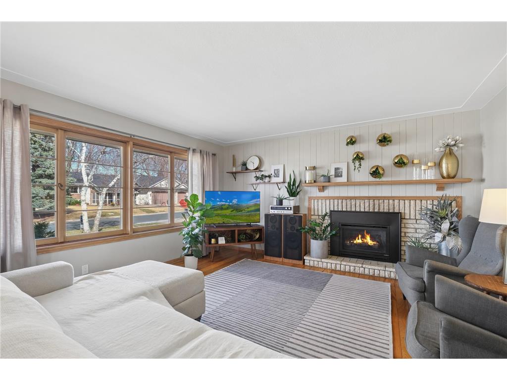 6351 Dogwood Avenue Chanhassen MN 55331 - Minnewashta 7047314 image3