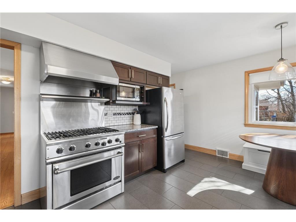 6351 Dogwood Avenue Chanhassen MN 55331 - Minnewashta 7047314 image9