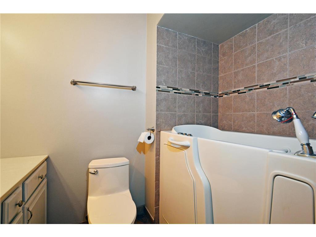 6351 N Saint Croix Trail N #138 Oak Park Heights MN 55082 - St. Croix River-Stlwtr/Prescott 7051628 image12