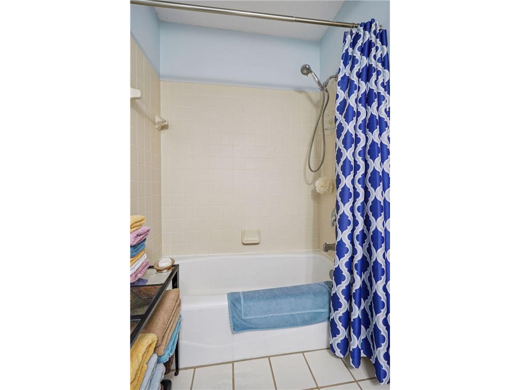 6351 Saint Croix Trail N #240 Oak Park Heights MN 55082 - St Croix River 6801148 image30