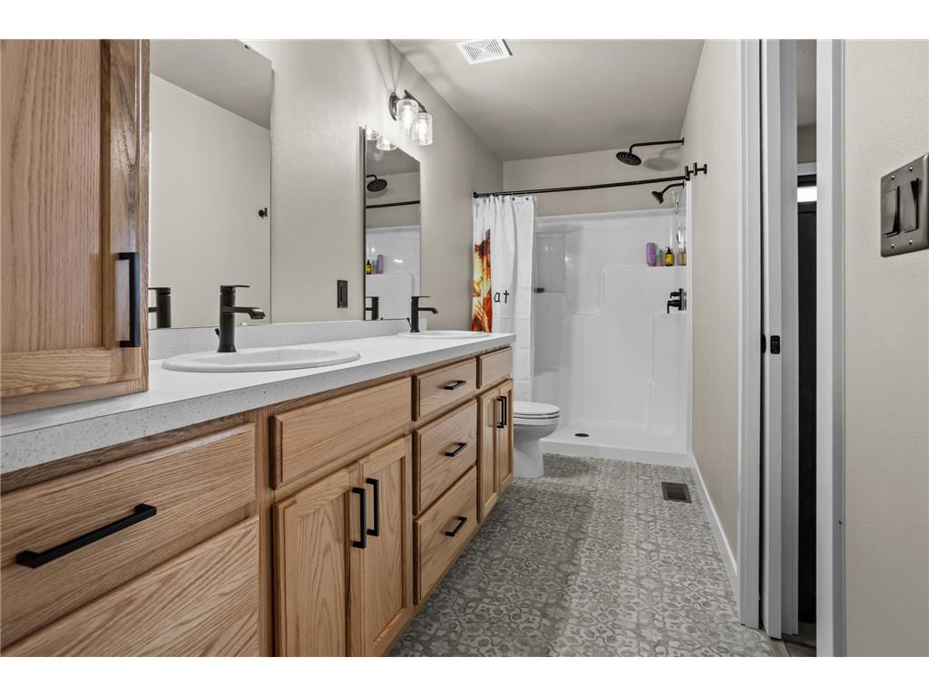 6353 83rd Avenue S Horace ND 58047 7073892 image12