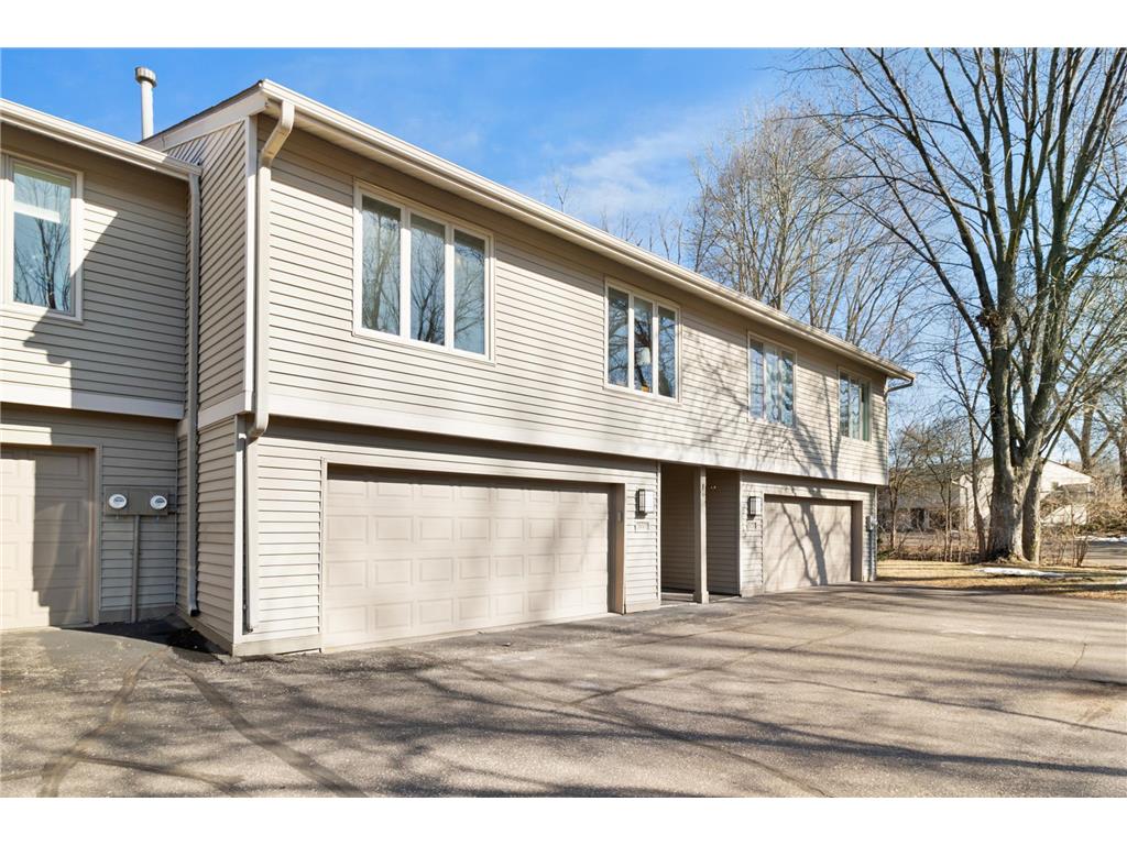 6356 Red Fox Lane Edina MN 55436 6490293 image1