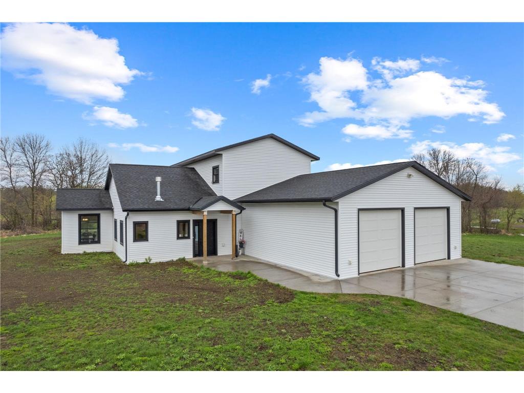 6359 313th Avenue NE North Branch MN 55056 6736341 image1