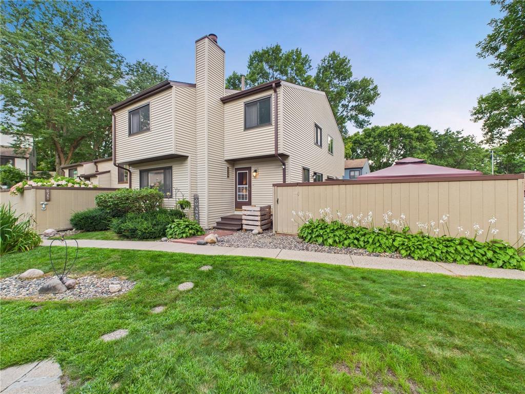 6359 Saint Johns Drive Eden Prairie MN 55346 7007858 image1