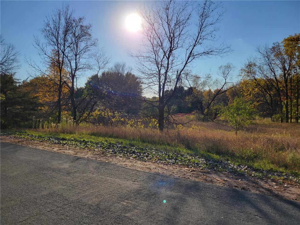 636 Countryside Lane Hudson WI 54016 6451042 image1