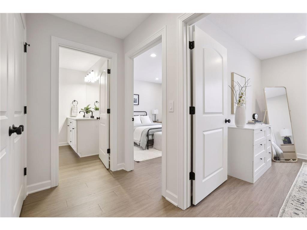 636 Franklin Street Roberts WI 54023 7058477 image16