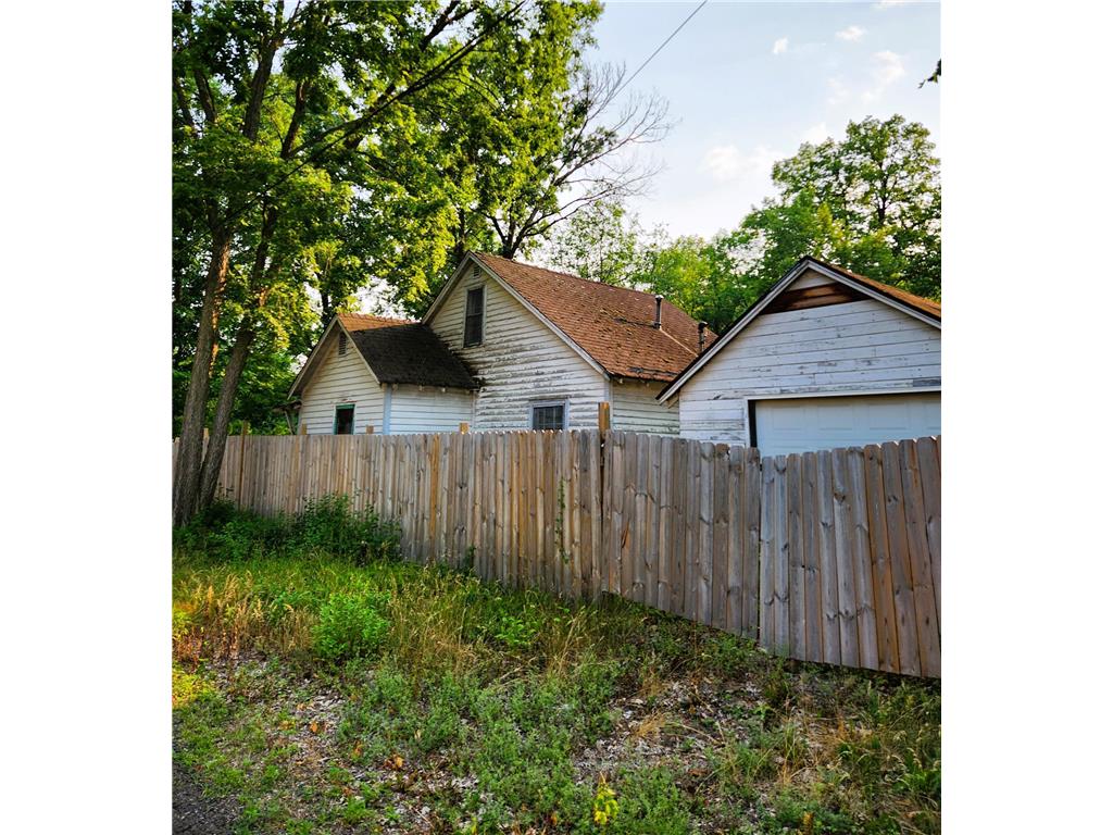 636 Hazel Alley Taylors Falls MN 55084 6394219 image1