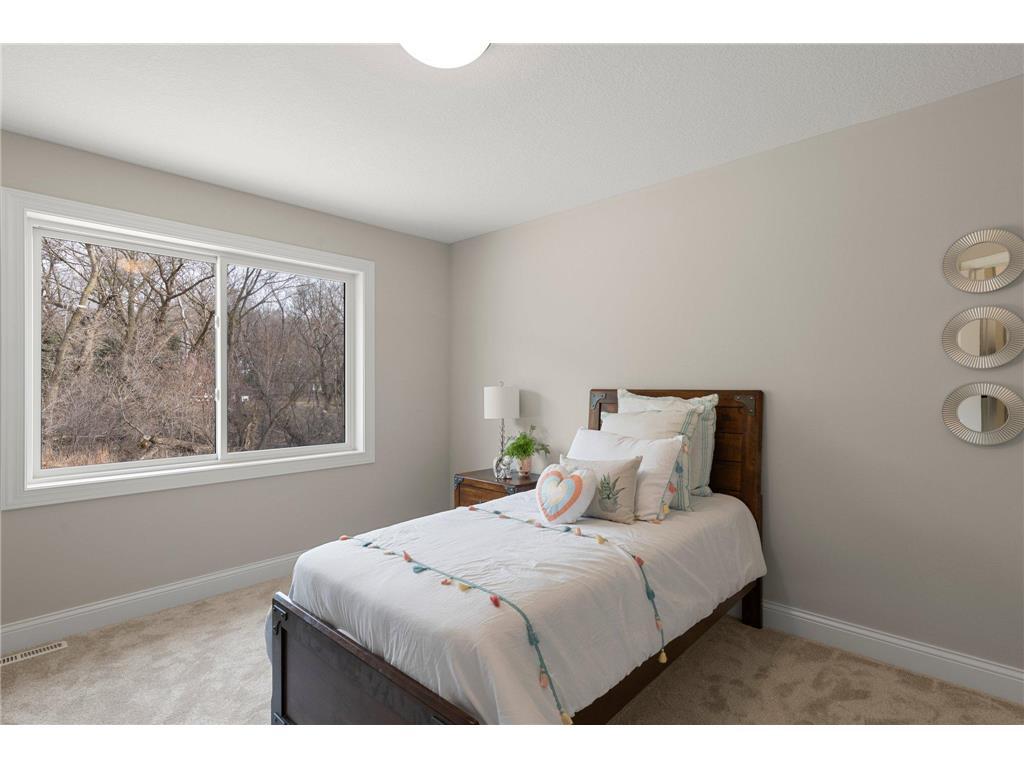 636 Parkside Court Eagan MN 55123 6532040 image22