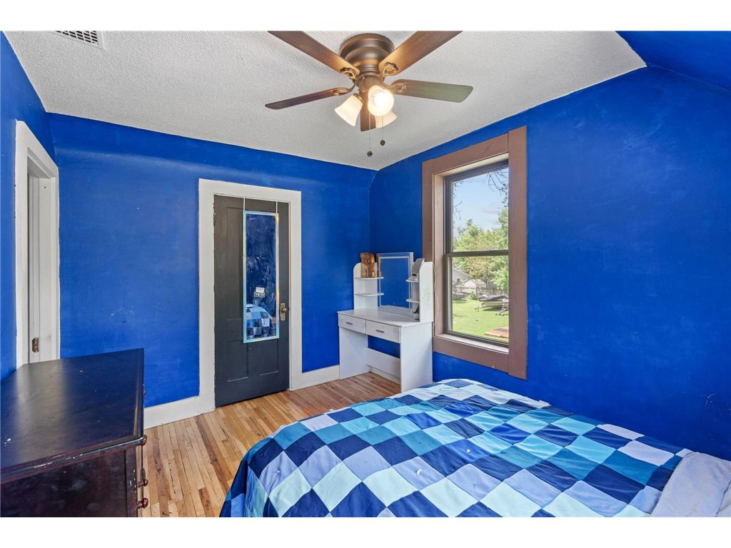 636 School Street Anoka MN 55303 7078063 image27