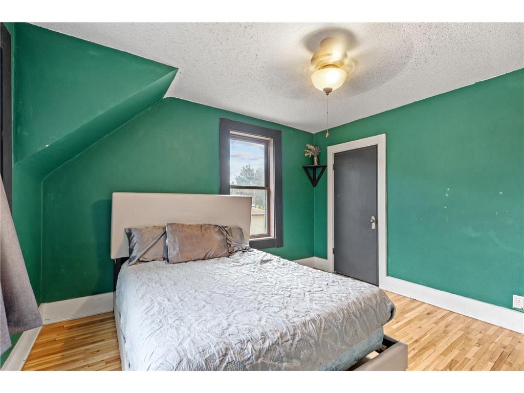 636 School Street Anoka MN 55303 7078063 image32