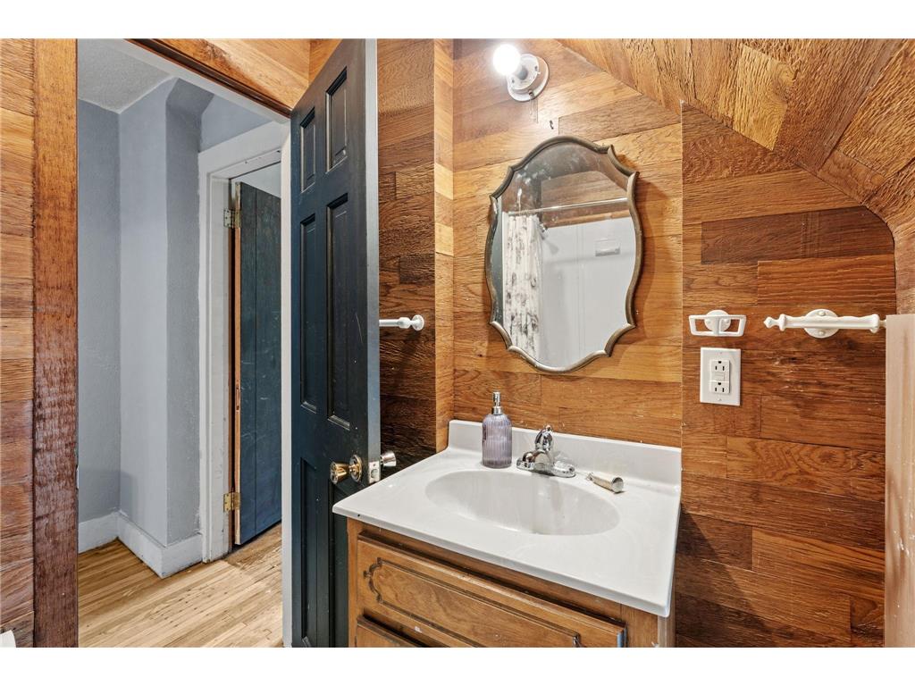 636 School Street Anoka MN 55303 7078063 image37
