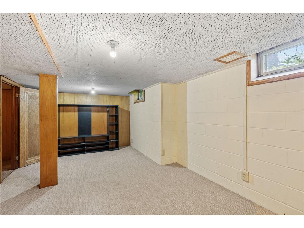 636 School Street Anoka MN 55303 7078063 image44