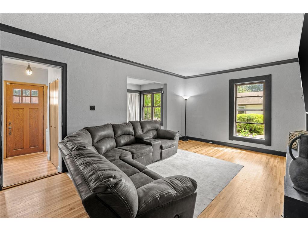 636 School Street Anoka MN 55303 7078063 image5