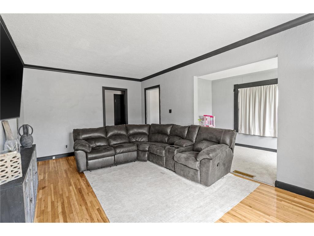 636 School Street Anoka MN 55303 7078063 image8
