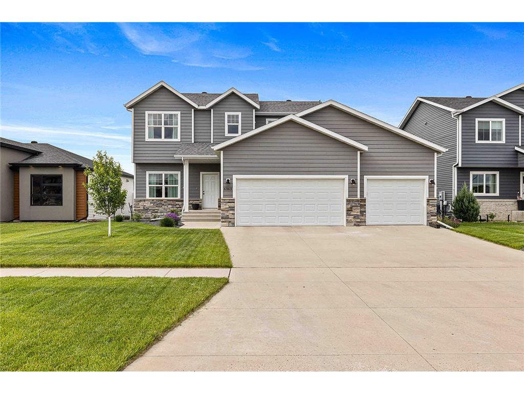 6363 S 54th Avenue S Fargo ND 58104 7098698 image1