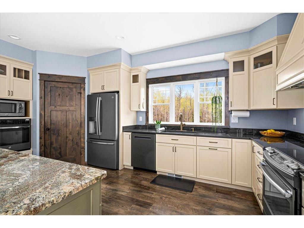 6364 Bergquist Road Duluth Twp MN 55804 7073721 image17