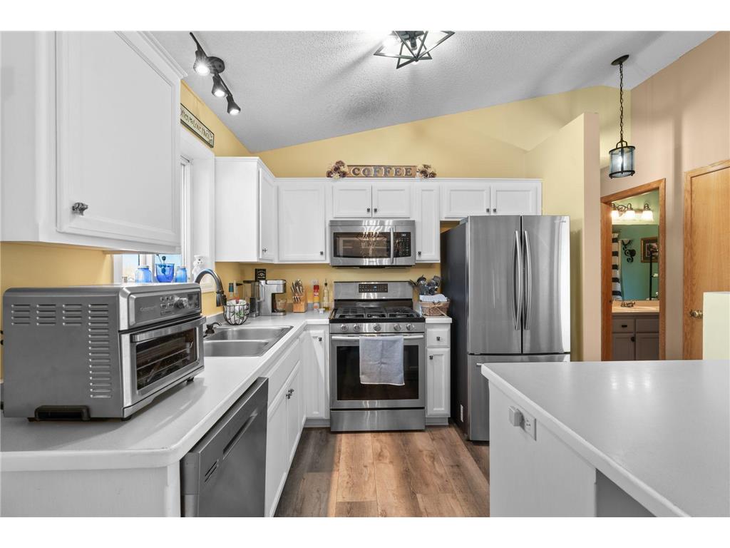 6366 377th Street North Branch MN 55056 6480949 image1