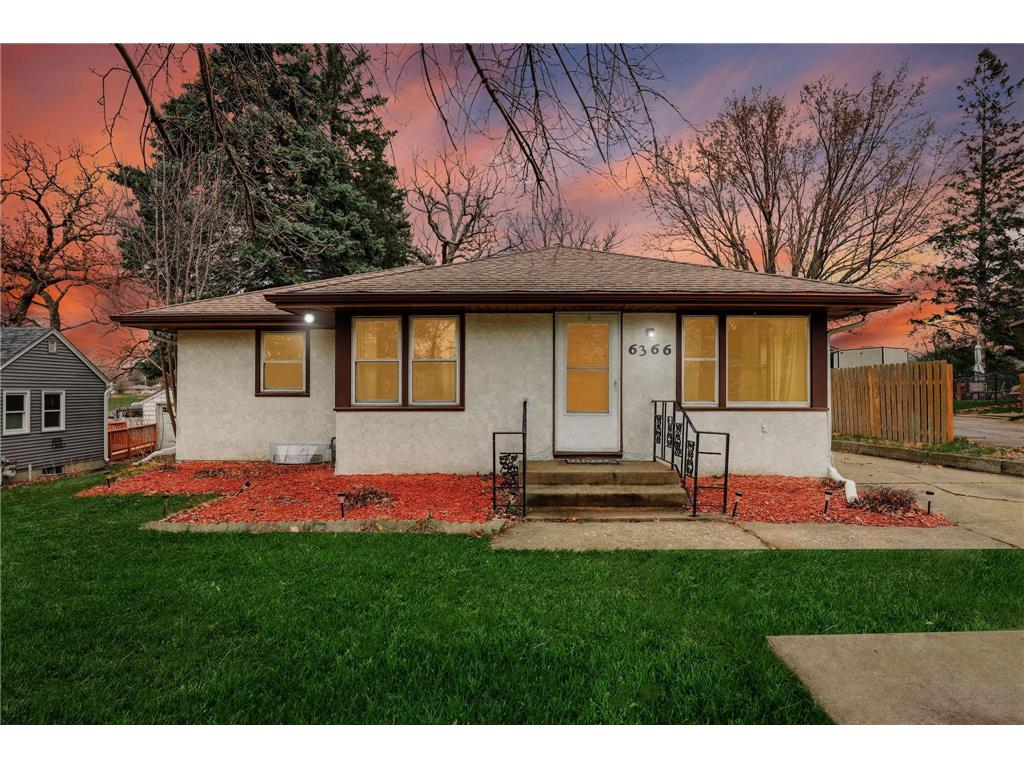 6366 7th Street N Oakdale MN 55128 6644866 image1