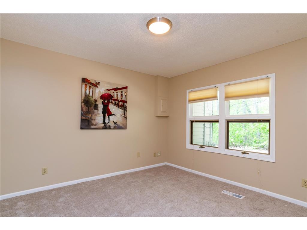 6366 Aspenwood Plaza Woodbury MN 55125 7043863 image17