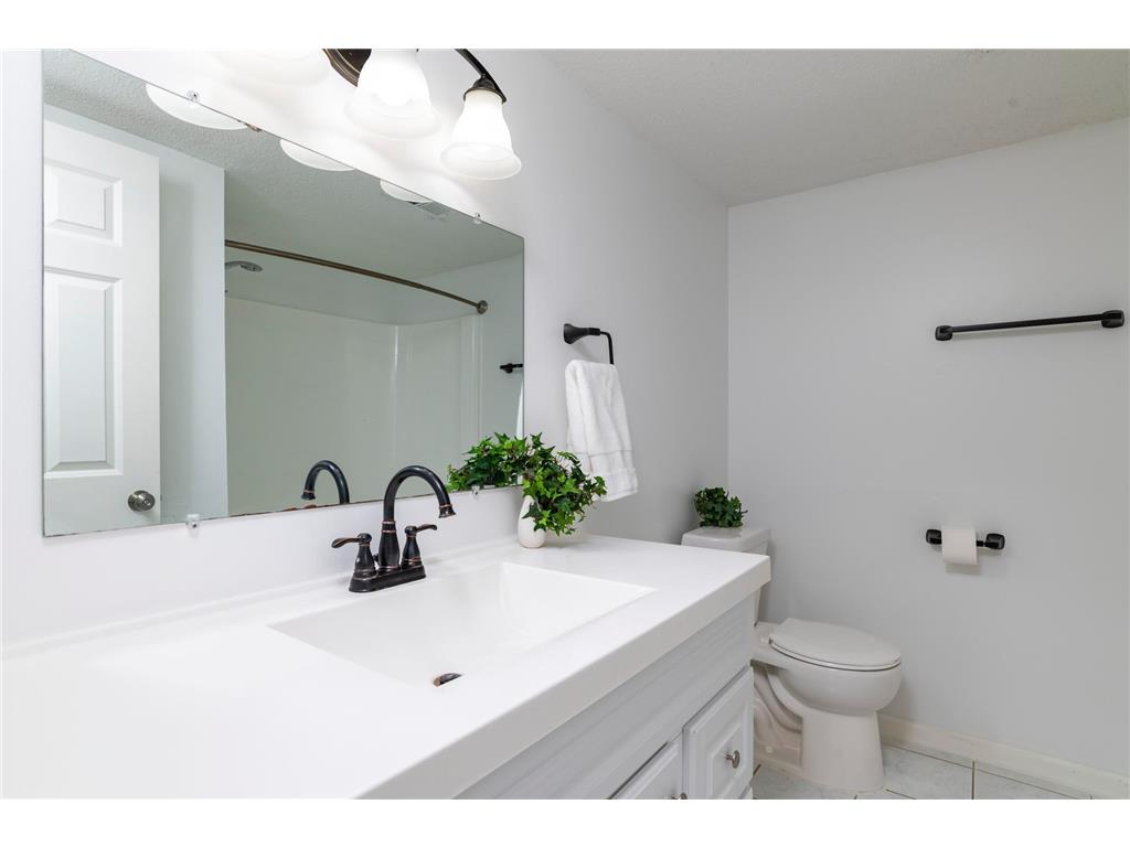 6366 Aspenwood Plaza Woodbury MN 55125 7043863 image23