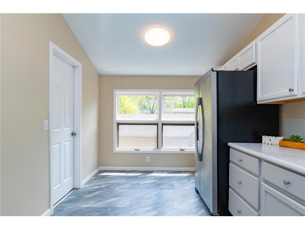 6366 Aspenwood Plaza Woodbury MN 55125 7043863 image4