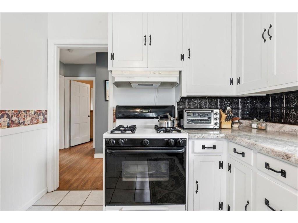 637 7th Avenue S South Saint Paul MN 55075 7088775 image12
