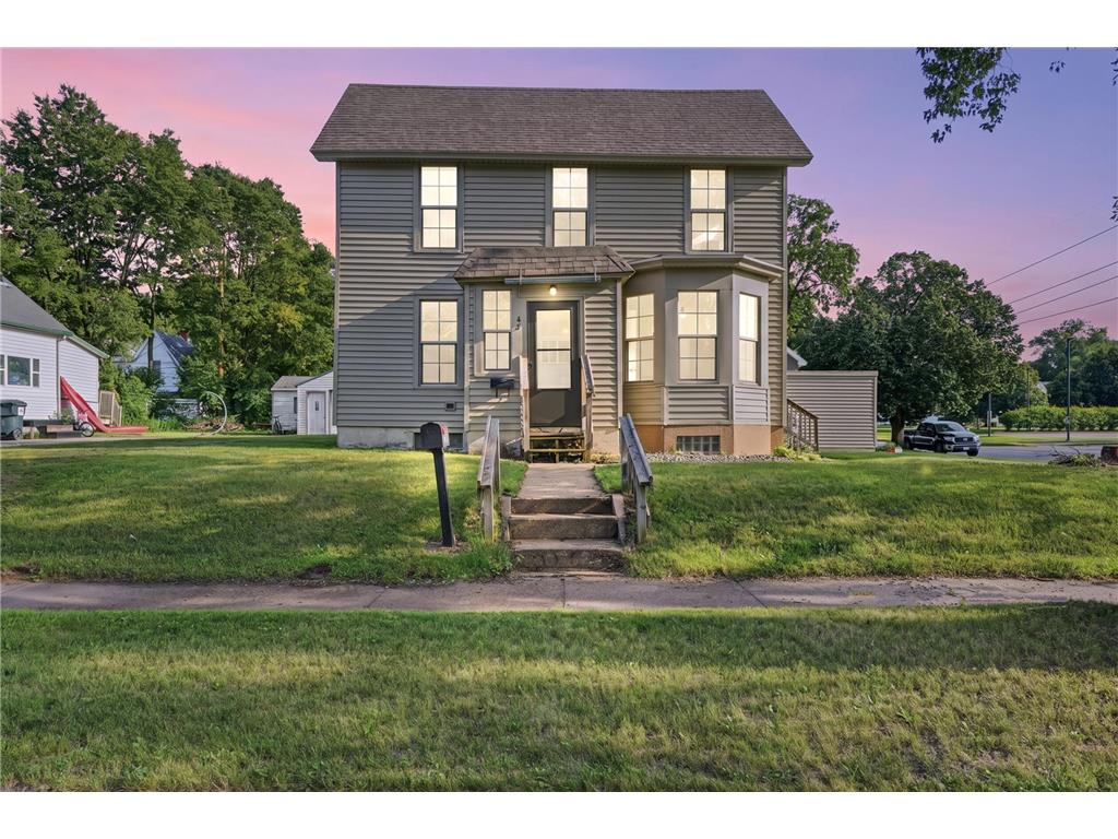 637 Lake Street Eau Claire WI 54703 7098497 image2