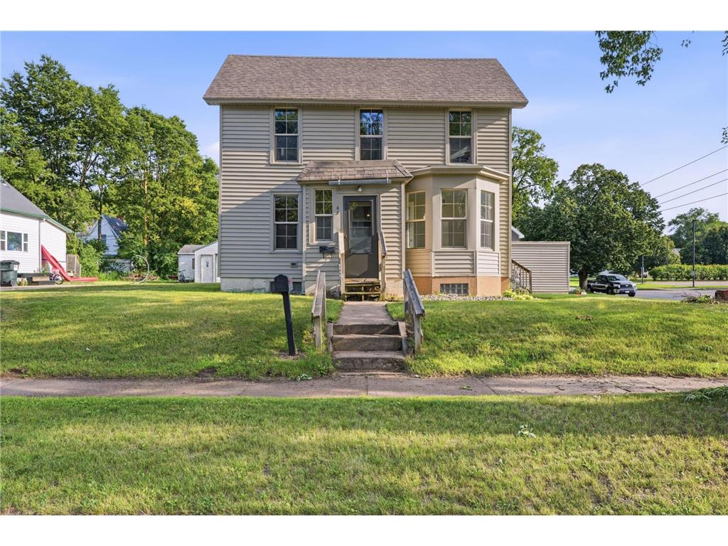 637 Lake Street Eau Claire WI 54703 7098497 image3