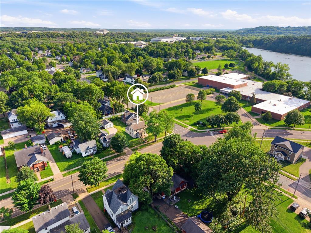 637 Lake Street Eau Claire WI 54703 7098497 image43