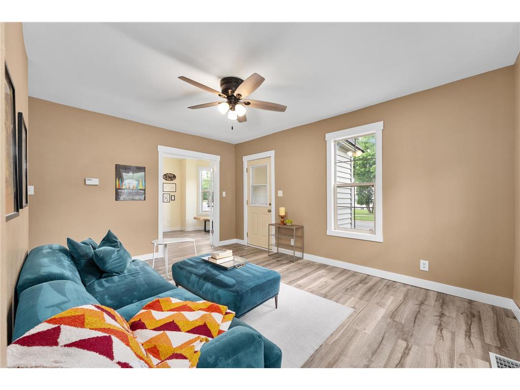 637 Lake Street Eau Claire WI 54703 7098497 image9